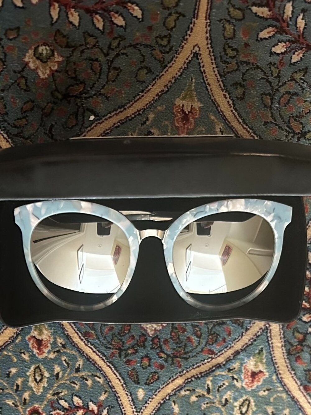Rare Gentle Monster Lovesome One Sunglasses